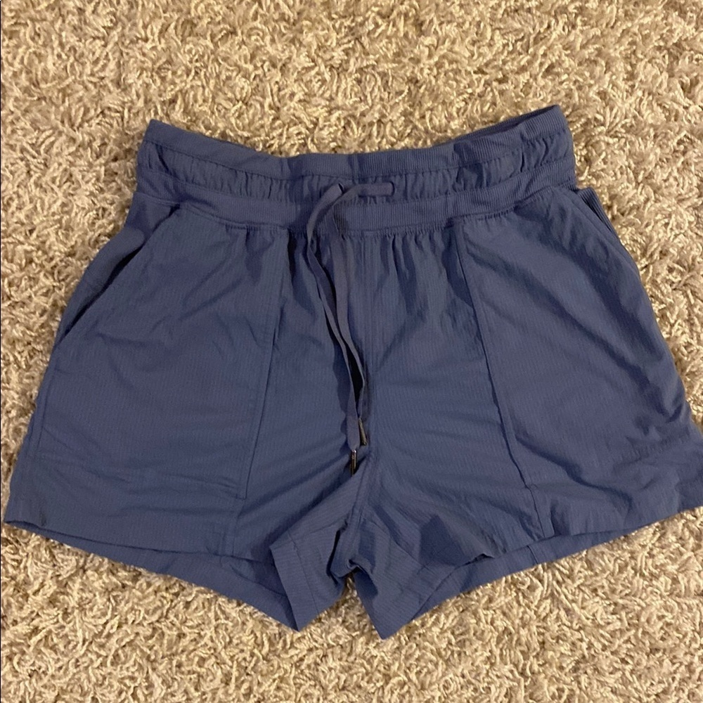 Lululemon Women's Blue Casual Shorts size 6